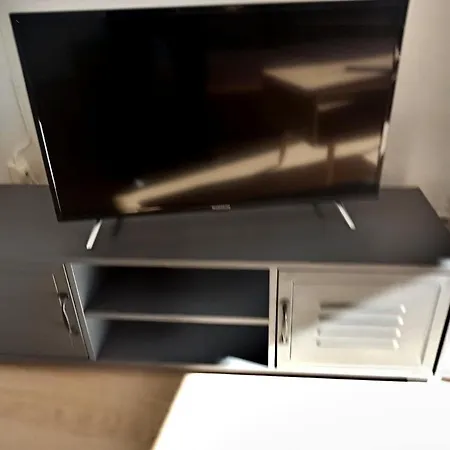 Apartment Magnifique T3 Avec Parking Gratuit Proche Et Wifi